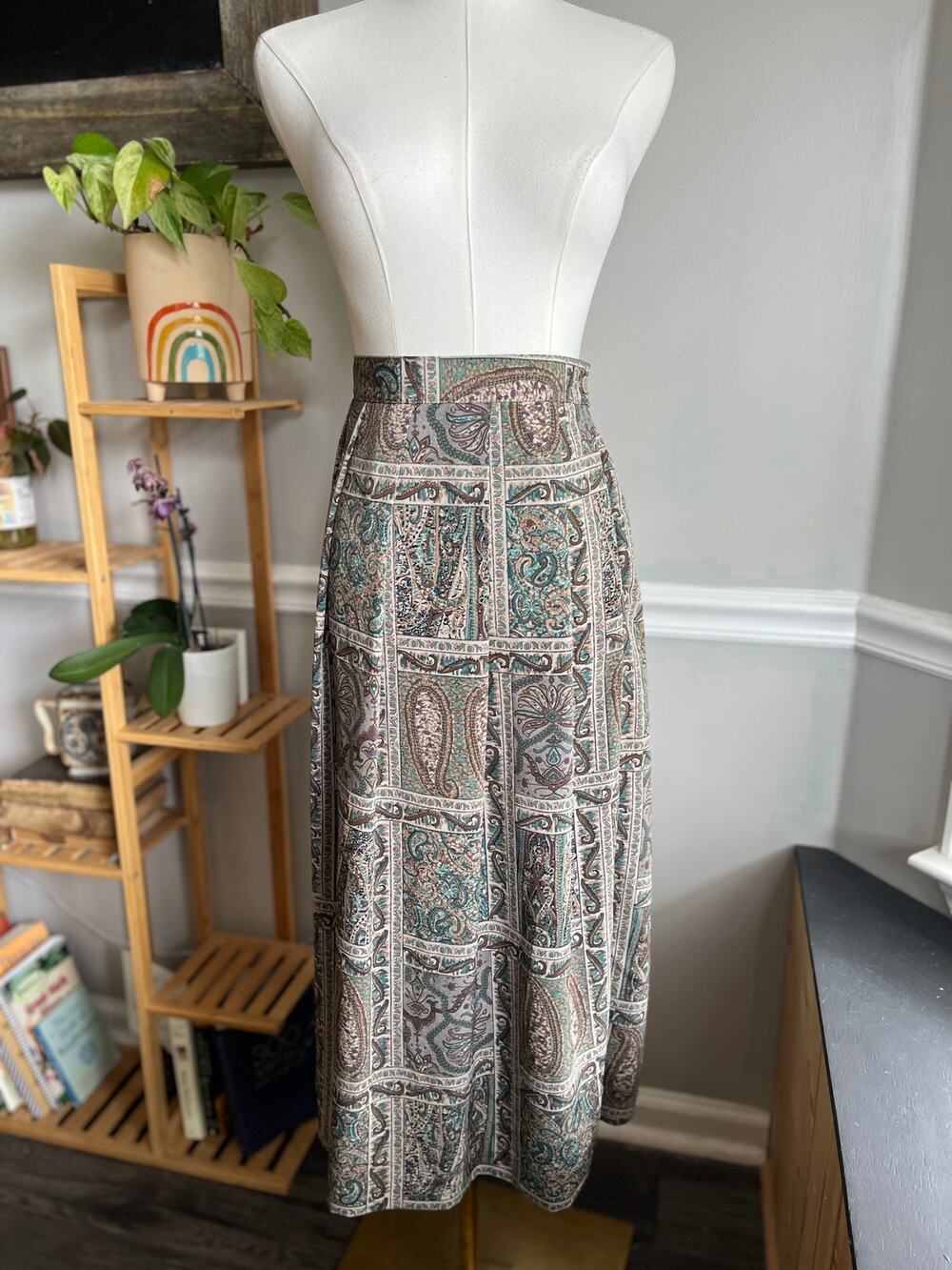 Vintage 90s Pleated Midi Skirt Paisley Abstract Beige Green Size Medium